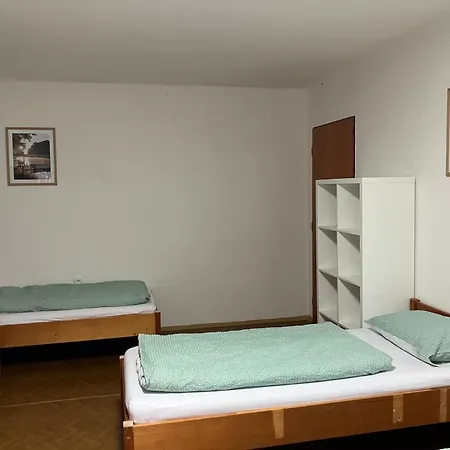 Ve Sportovni Hale Апартаменты *